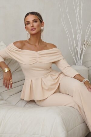 ΣET OFF-SHOULDER PEPLUM TOP ΚΑΙ ΠΑΝΤΕΛΟΝΙ - ΜΠΕΖ