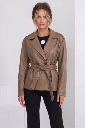 JACKET ΔΕΡΜΑΤΙΝΗΣ ΜΕ ΚΟΥΜΠΙΑ ΚΑΙ ΖΩΝΗ ΣΤΗ ΜΕΣΗ - ΠΟΥΡΟ